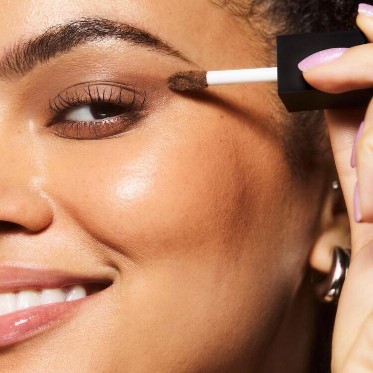 E.L.F. LIQUID VELVET EYESHADOW (SOMBRA DE OJOS L&Iacute;QUIDO A POLVO)